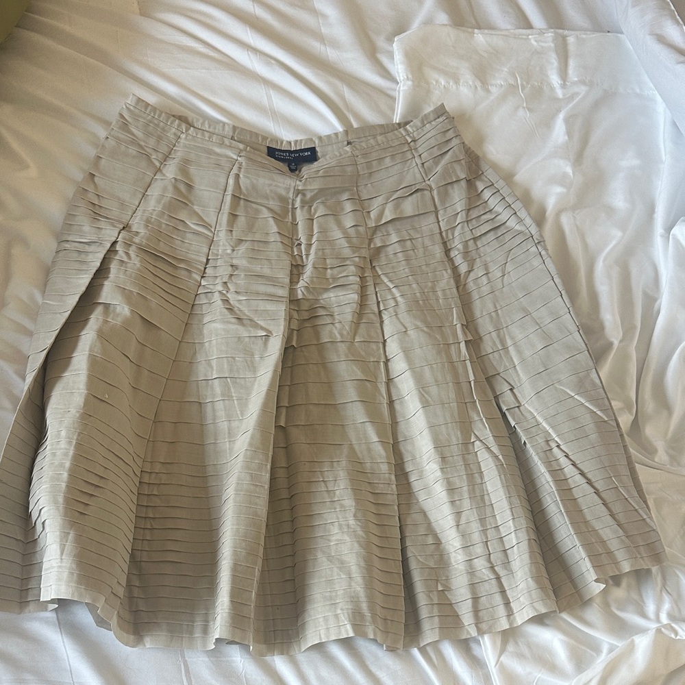 Jones New York Beige A-Line Skirt New with Tags